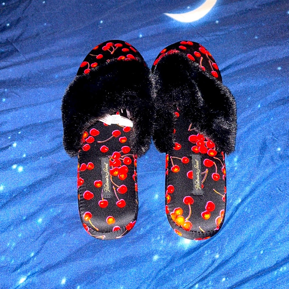 Victoria secret slippers Size Medium.